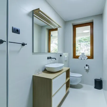 Mare Sano Plaza Apartament *