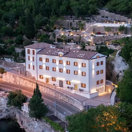 Mare Sano Plaza Apartmán Opatija