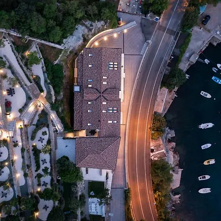 Mare Sano Plaza Appartement