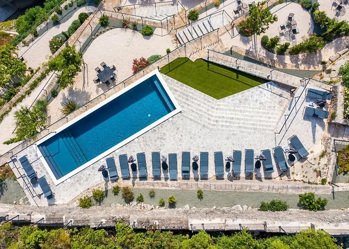 Mare Sano Plaza Apartment