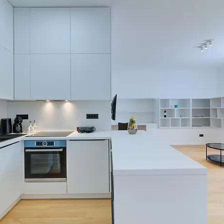 Mare Sano Plaza 아파트 오파티아