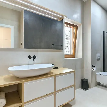 Mare Sano Plaza * 오파티아