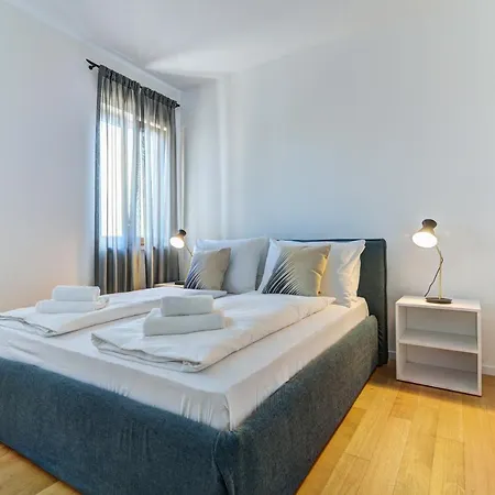 Mare Sano Plaza Lägenhet *