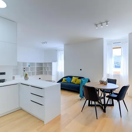 Mare Sano Plaza * 오파티아