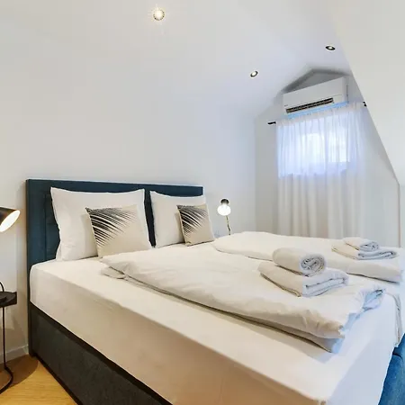 아파트 Mare Sano Plaza *