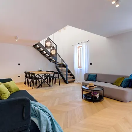 아파트 Mare Sano Plaza